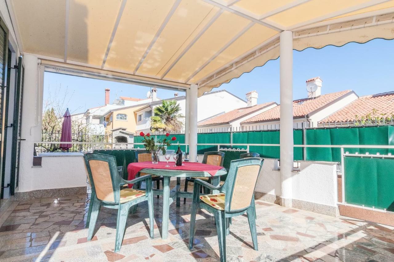 Villa California Пореч Екстер'єр фото